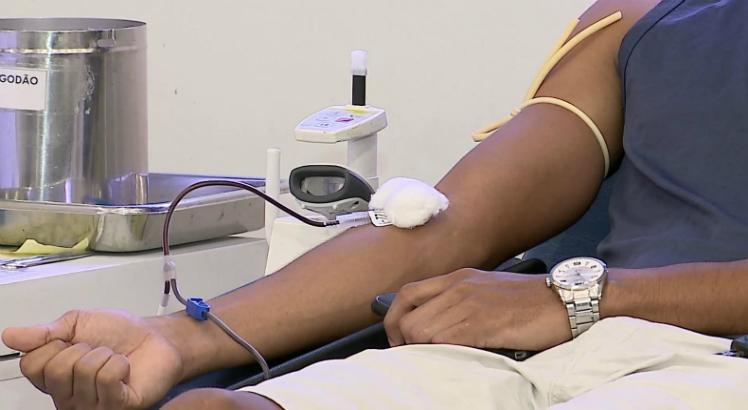 Vacina contra febre amarela gera restrições para doação de sangue