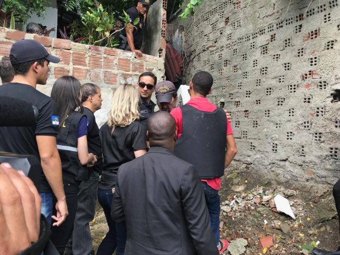 Polícia faz reconstituição de assassinato de arquiteta de 74 anos em Olinda
