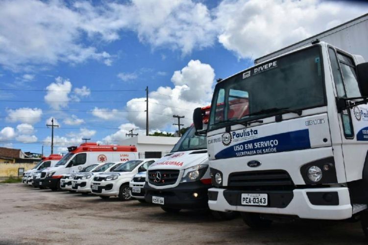 Ambulâncias abandonadas prejudicam serviço de saúde em Paulista