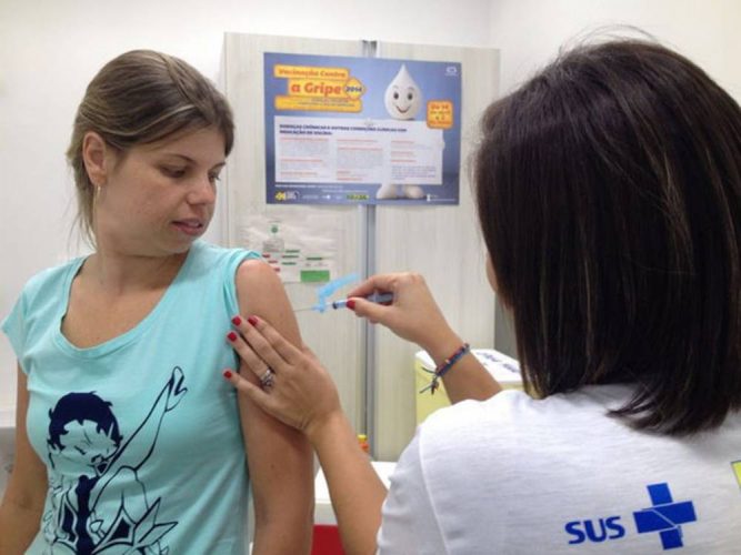 Com campanha prorrogada, Pernambuco busca vacinar 710 mil pessoas contra gripe
