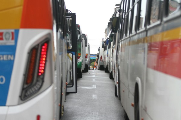 PESO NO BOLSO: Preço da passagem de ônibus sobe 7,07% no Grande Recife.