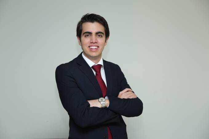 Aos 19 anos, brasileiro é o mais jovem a passar no mestrado em Harvard