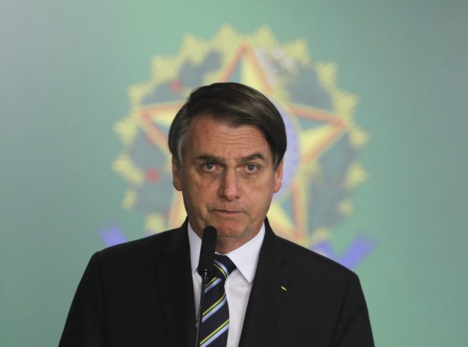 Bolsonaro apresentará nesta semana projeto ampliando limite de pontos na CNH