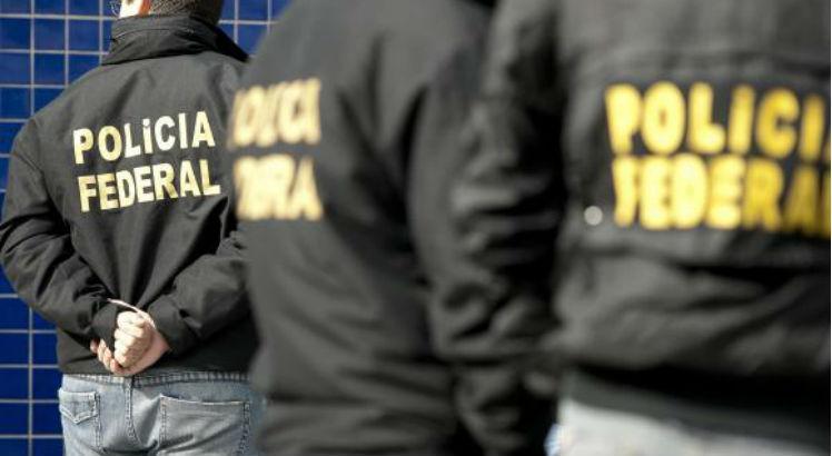 PF extradita suspeito de atuar em tráfico de drogas no Aeroporto dos Guararapes