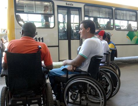 Pessoas com deficiência podem tirar Passe Livre pela internet