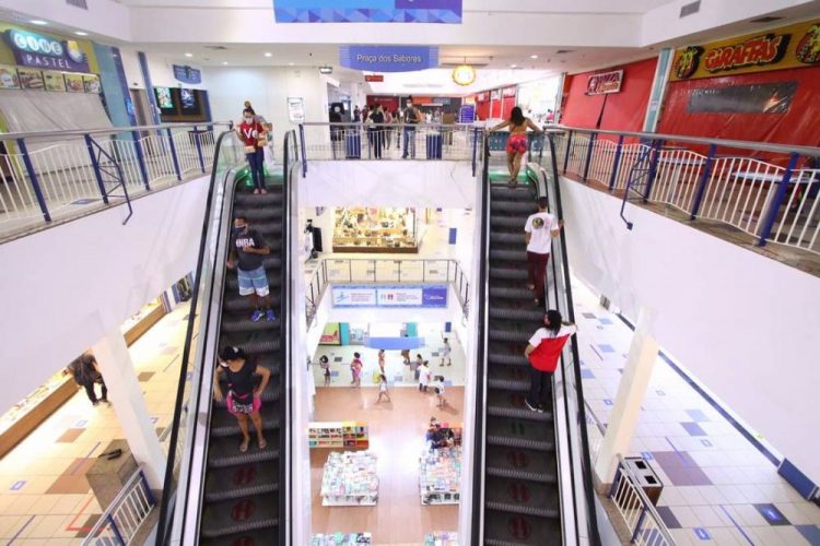Shoppings centers poderão abrir mais cedo a partir da semana que vem na RMR e Zona da Mata