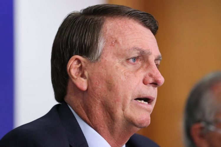 'Eu acho que vai ter prorrogação do auxílio emergencial', diz Bolsonaro