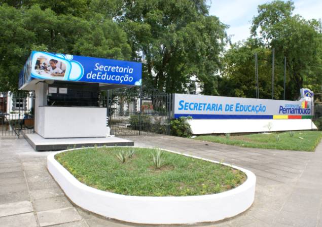 Secretaria de Educação de Pernambuco oferece mais de 3,5 mil vagas para cursos de idiomas
