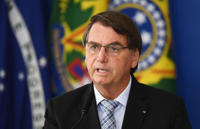 Bolsonaro vai ao STF contra governadores que adotaram toque de recolher