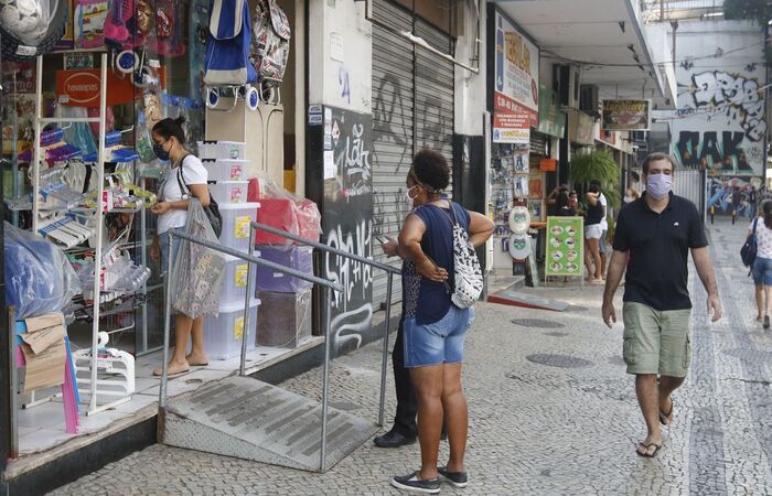 Mais de 90% dos estabelecimentos do Brasil confirmaram dificuldade para pagar salários