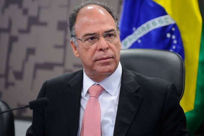 PF indicia senador Fernando Bezerra Coelho por propina de R$ 10 milhões em obras no Nordeste