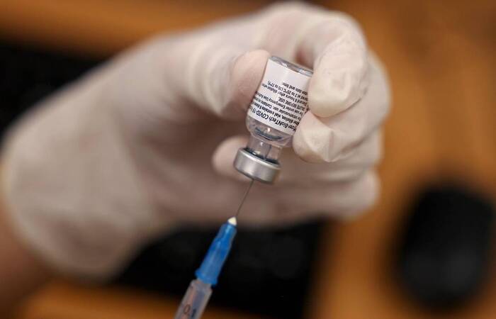 População adulta deve estar 100% vacinada até outubro, diz Queiroga
