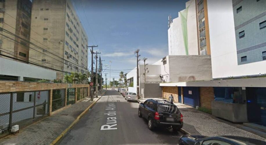 Turista é esfaqueado no rosto em assalto na Zona Sul do Recife