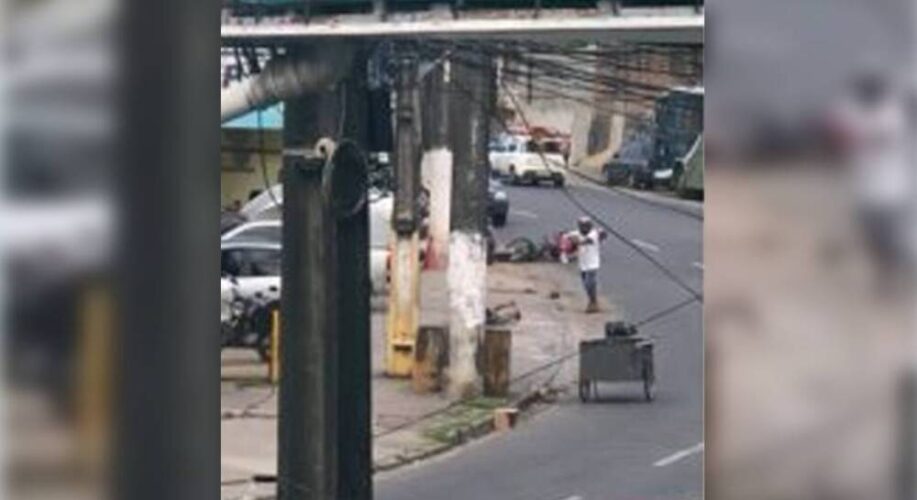 Homem é assassinado a tiros em avenida no Recife