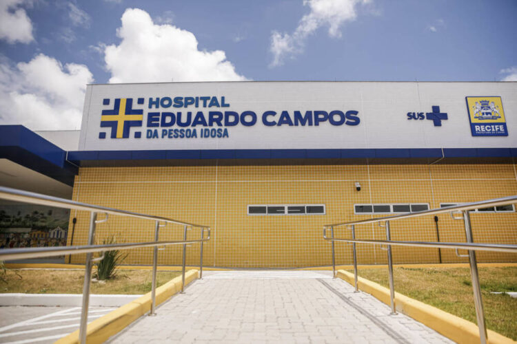 Hospital Eduardo Campos da Pessoa Idosa abre 40 leitos para internamento de casos graves de H3N2