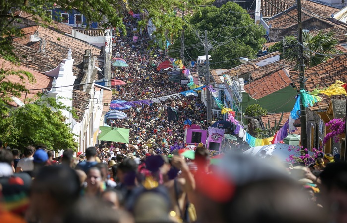 Olinda inicia pagamento do Auxílio Carnaval para os ambulantes cadastrados