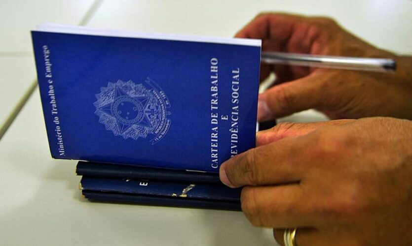 Agências do Trabalho de Pernambuco ofertam 251 vagas nesta terça-feira (6); confira