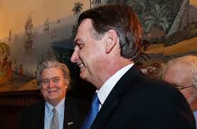 Ex-estrategista de Donald Trump faz declaração grandiosa sobre futuro de Bolsonaro; VEJA