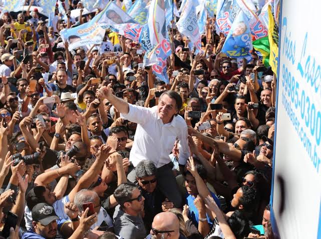 Deputado convida população para recepcionar Bolsonaro; VEJA HORÁRIO DA CHEGADA DO VOO