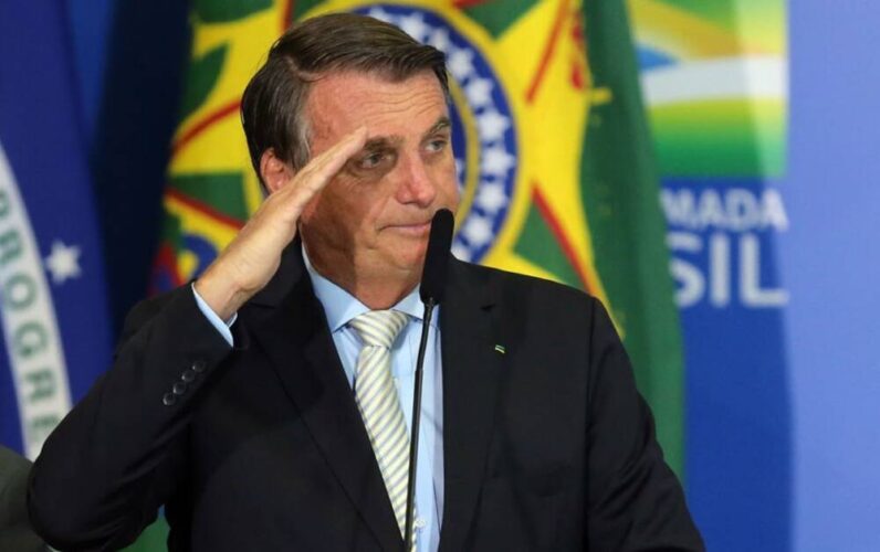 URGENTE: Bolsonaro emite passagem aérea de retorno para o Brasil e deve chegar em breve
