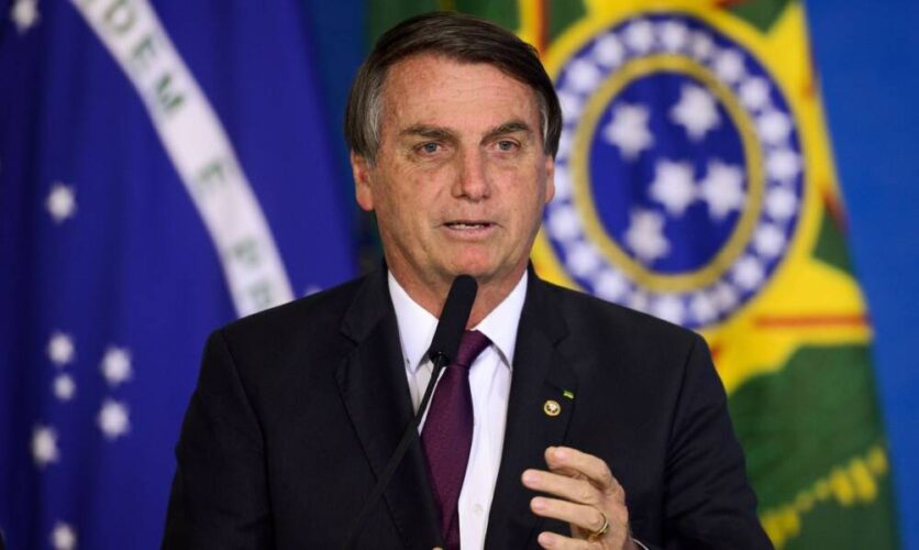 Erro do STF pode beneficiar Bolsonaro em investigação sobre cartões de vacina