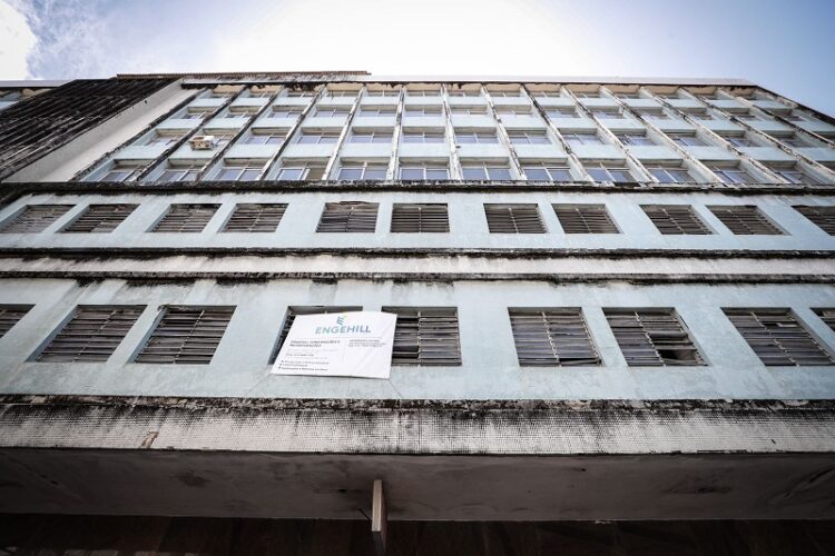 Empresa de call center abre unidade no Centro do Recife que vai gerar 2 mil vagas de emprego