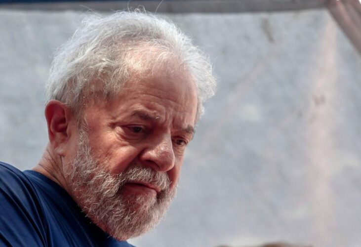 BOMBA: lucro da Petrobras cai quase 50% no governo Lula; veja números
