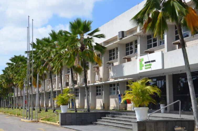 IFPE Recife oferece 368 vagas remanescentes em cursos técnicos e de graduação
