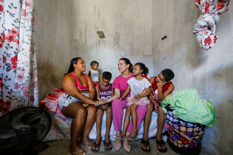 Mães de Pernambuco inicia pagamento nesta segunda-feira (13); saiba quem tem direito a benefício