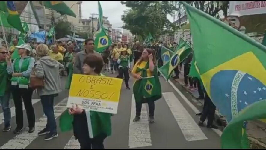 Mais um domingo marcado por manifestações contra Lula; VEJA VÍDEOS